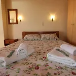 Apartment White House Pagoi Agios Georgios Pagon