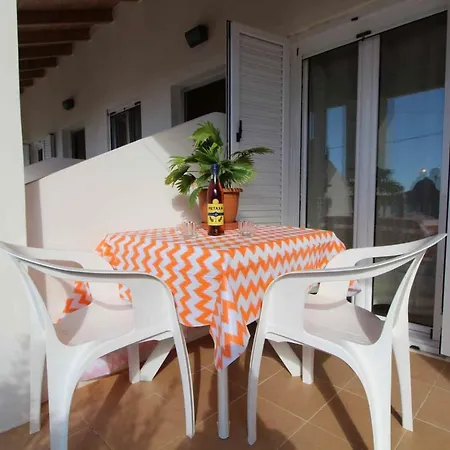 White House Pagoi Agios Georgios Pagon