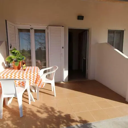 Apartament White House Pagoi *