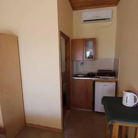 White House Pagoi Apartment