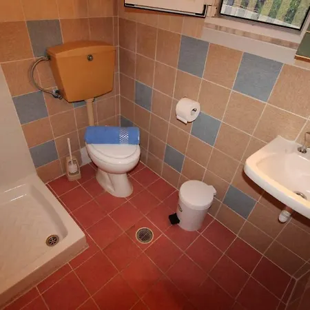 White House Pagoi Apartment Agios Georgios Pagon