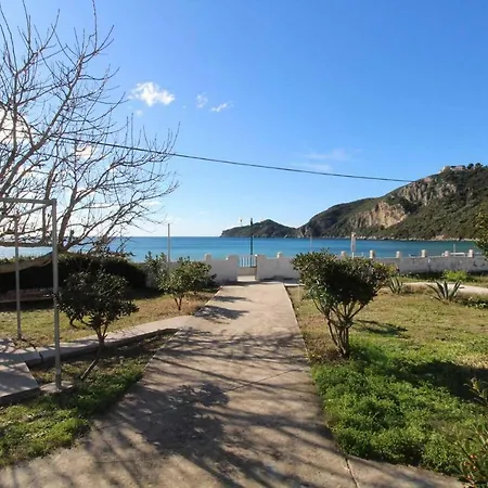 White House Pagoi Apartment Agios Georgios Pagon